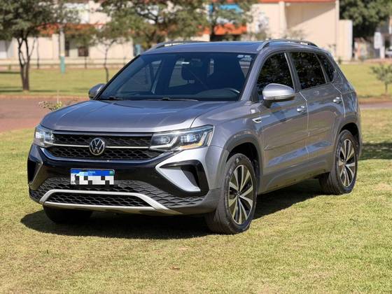 VOLKSWAGEN TAOS 1.4 250 TSI TOTAL FLEX HIGHLINE AUTOMÁTICO